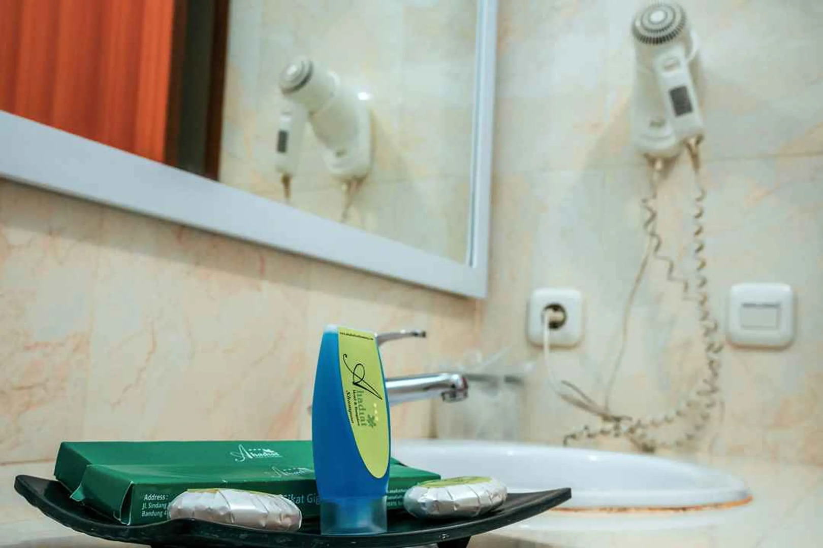 Ahadiat Hotel & Bungalow