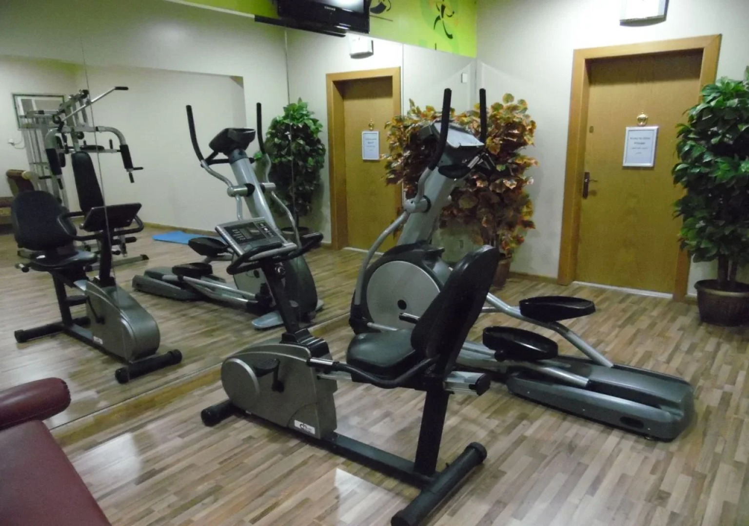 Milan Deluxe Suites Hotel