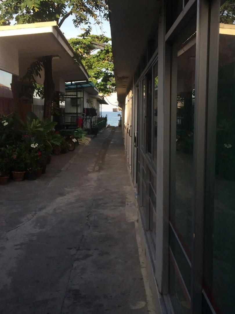 Supreeya Guesthouse - Hostel