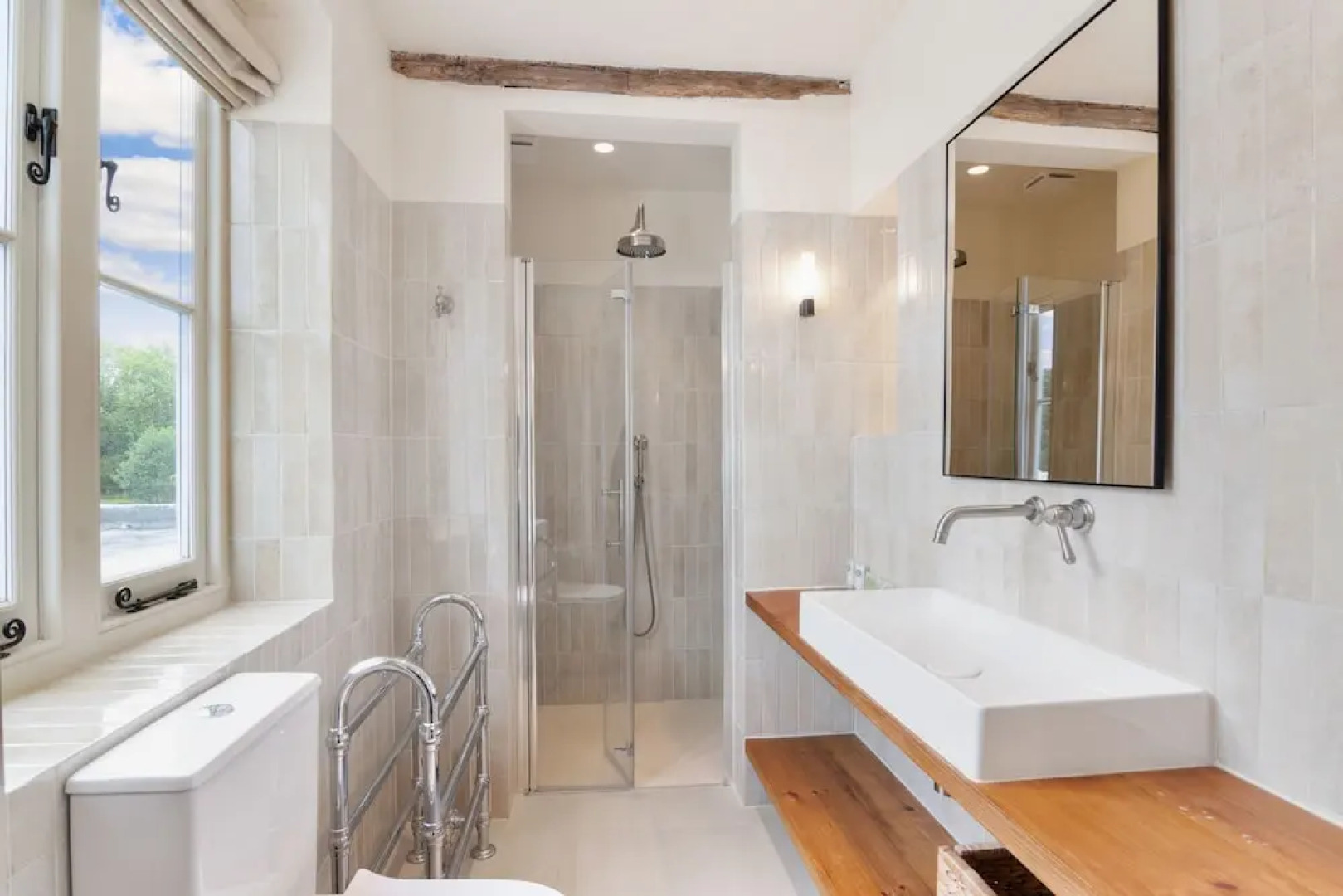 The Manor at Minstrel Court