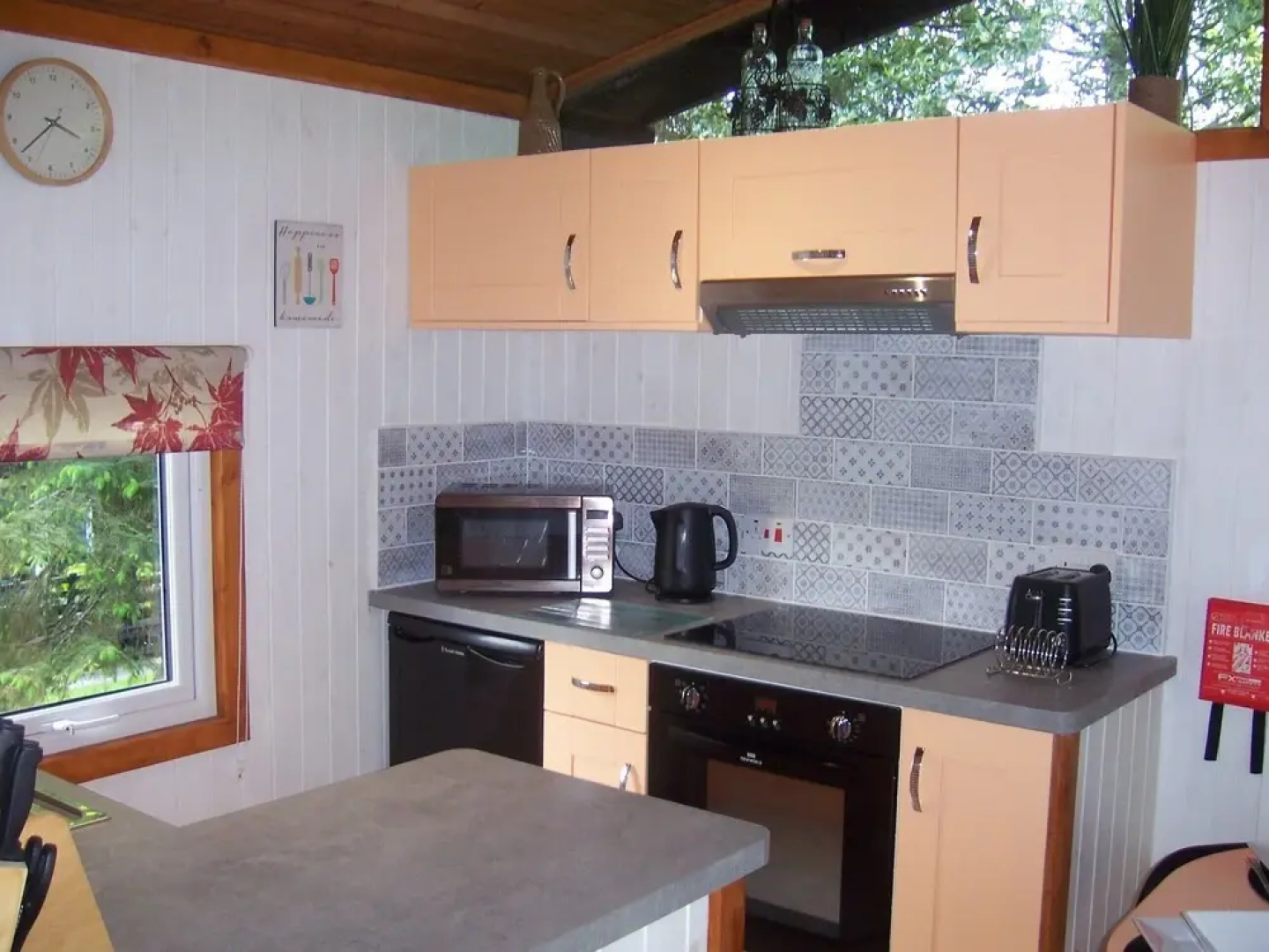 Honeysuckle Lodge set in a Beautiful 24 acre Woodland Holiday Park