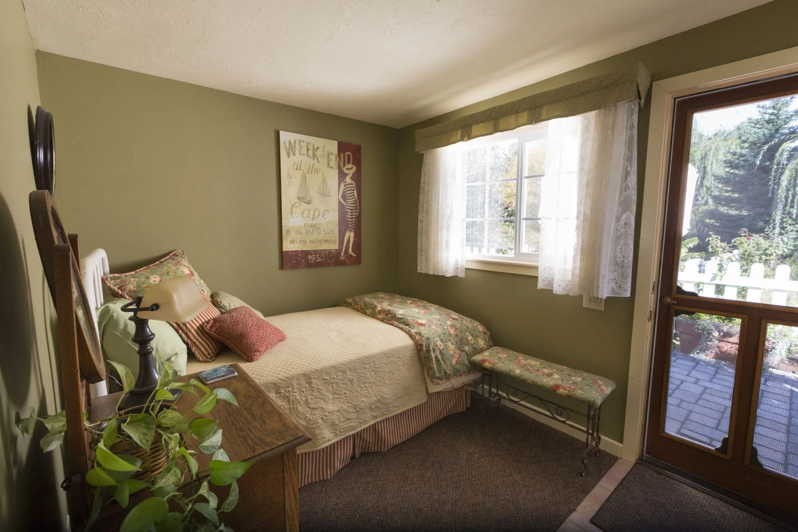 Country Willows Inn and Estate