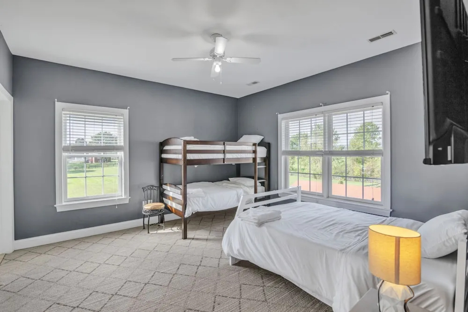 Bull Run Estate: Luxury Retreat W/ Scenic Views 6 Bedroom Home by RedAwning