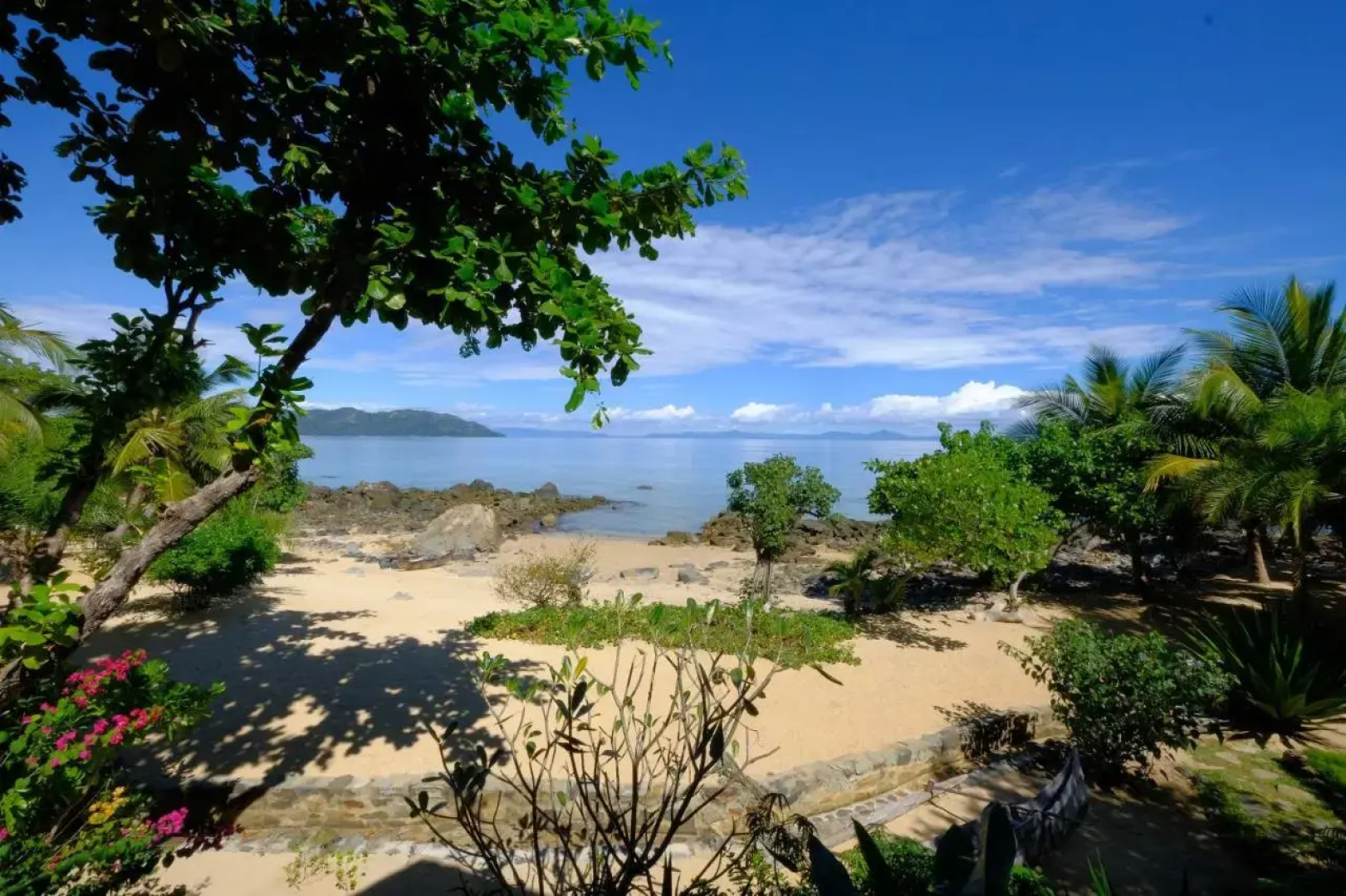 Tsara Komba Lodge