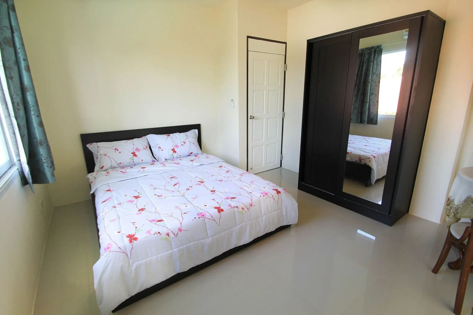 Nu Phuket Airport Residence