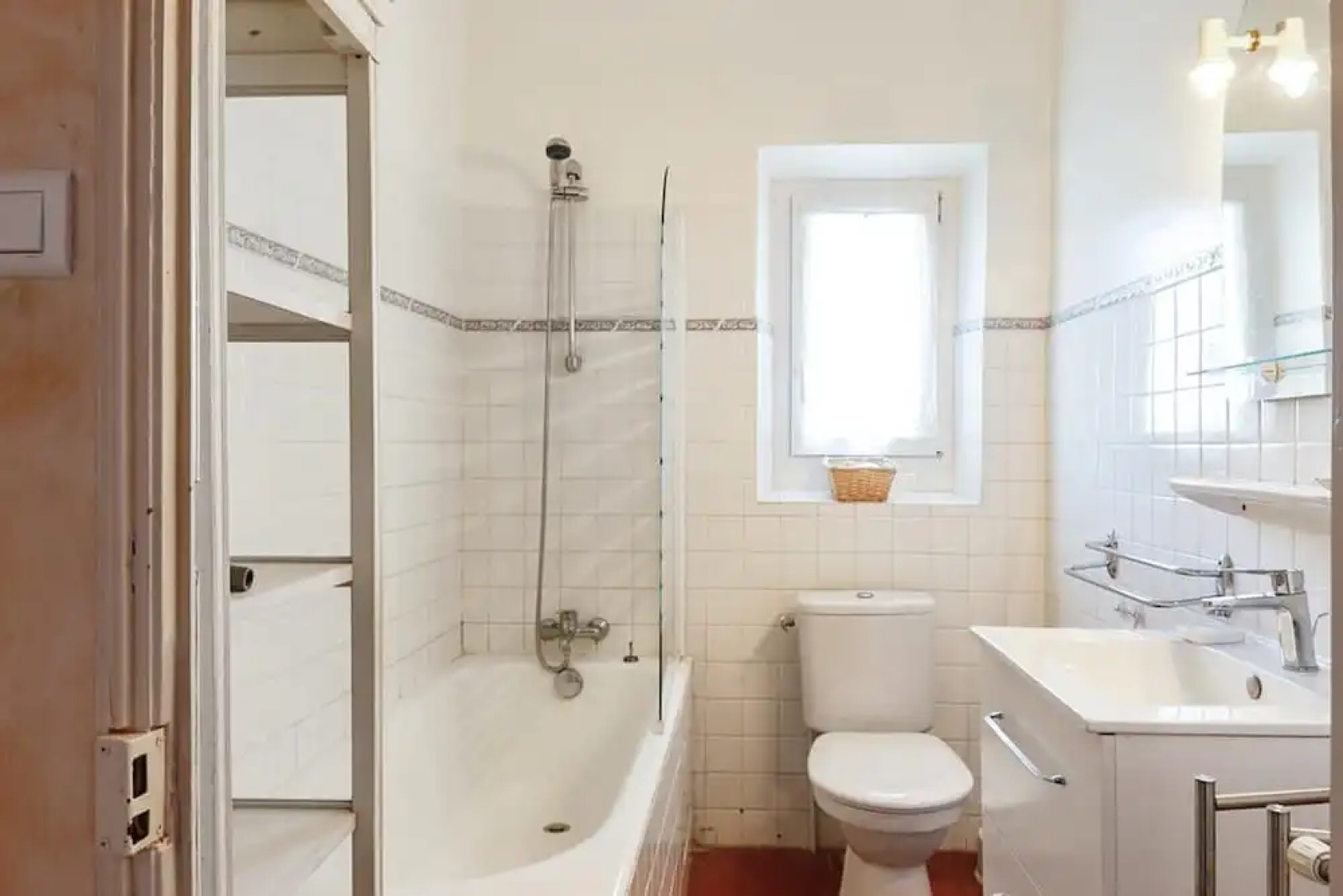 Villa With 4 Bedrooms in Caromb, With Wonderful Mountain View, Private