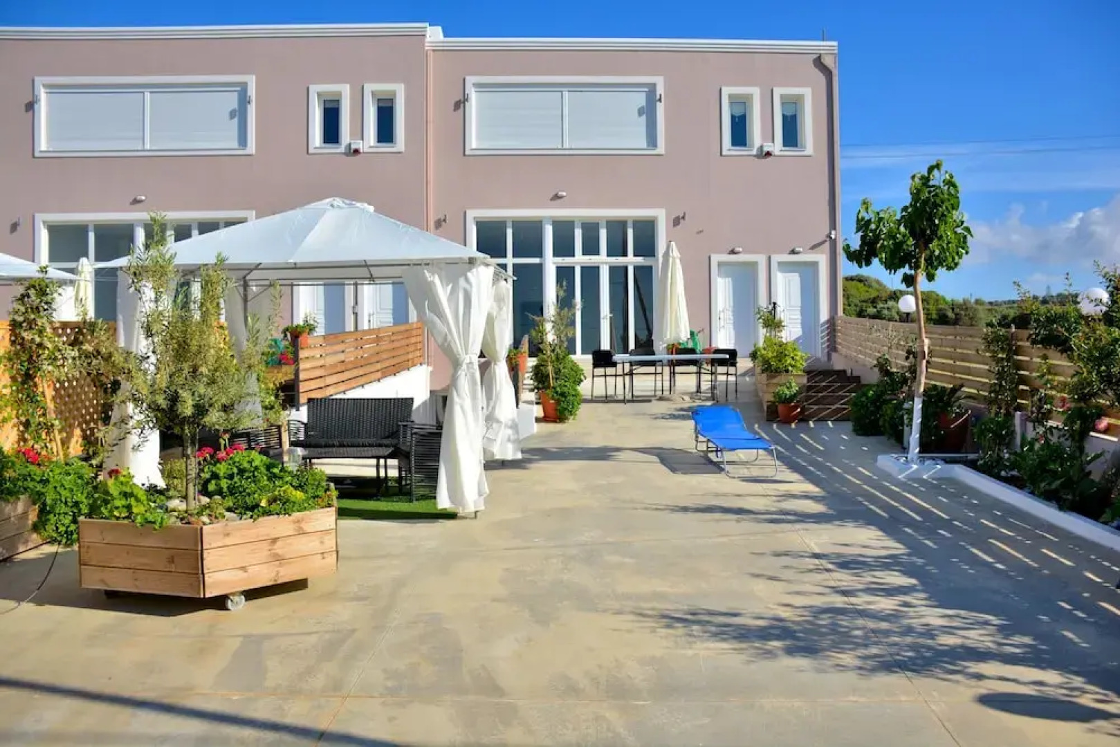 Evagelia Suites GREEN