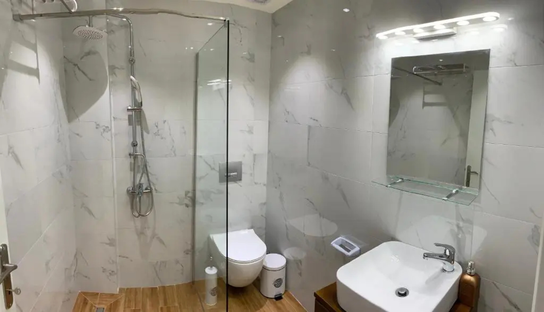 DELEJO Resorts & Suites