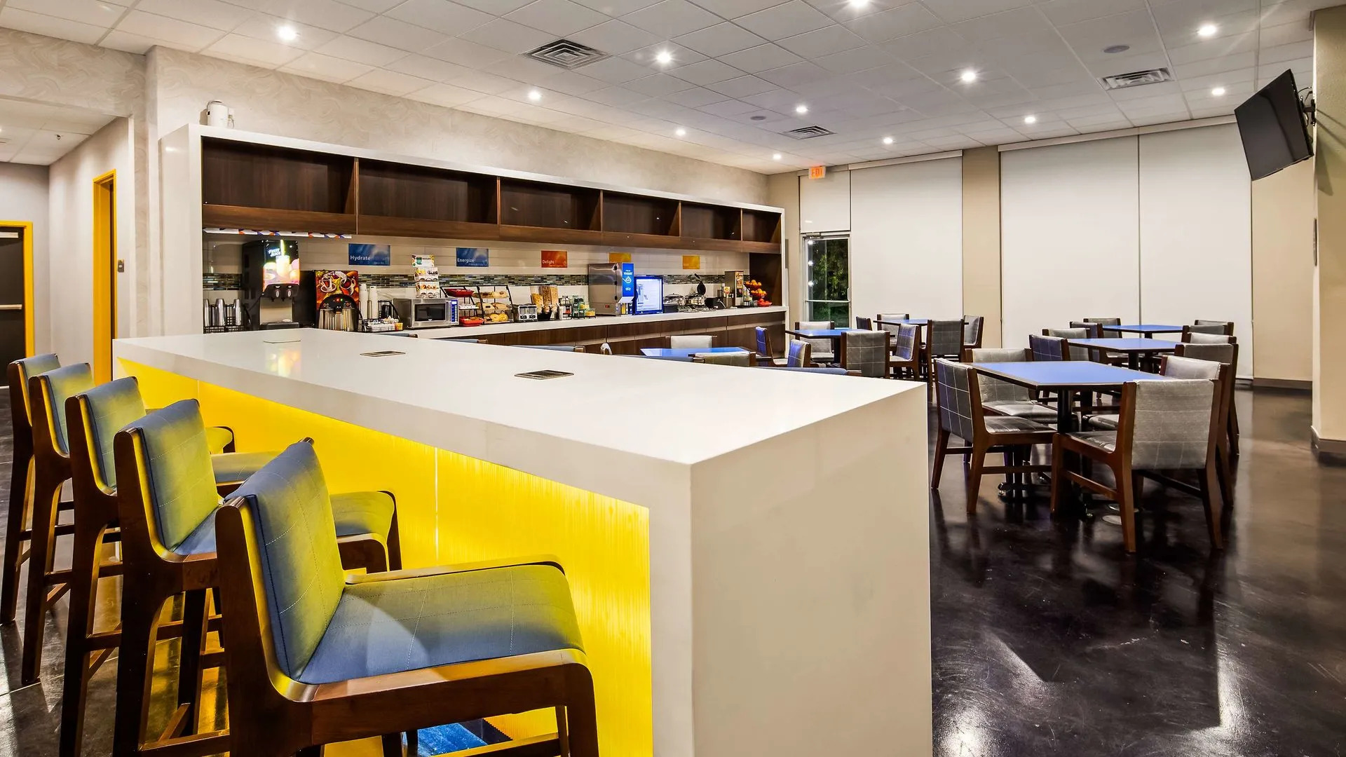 GLō Best Western Dallas South DeSoto