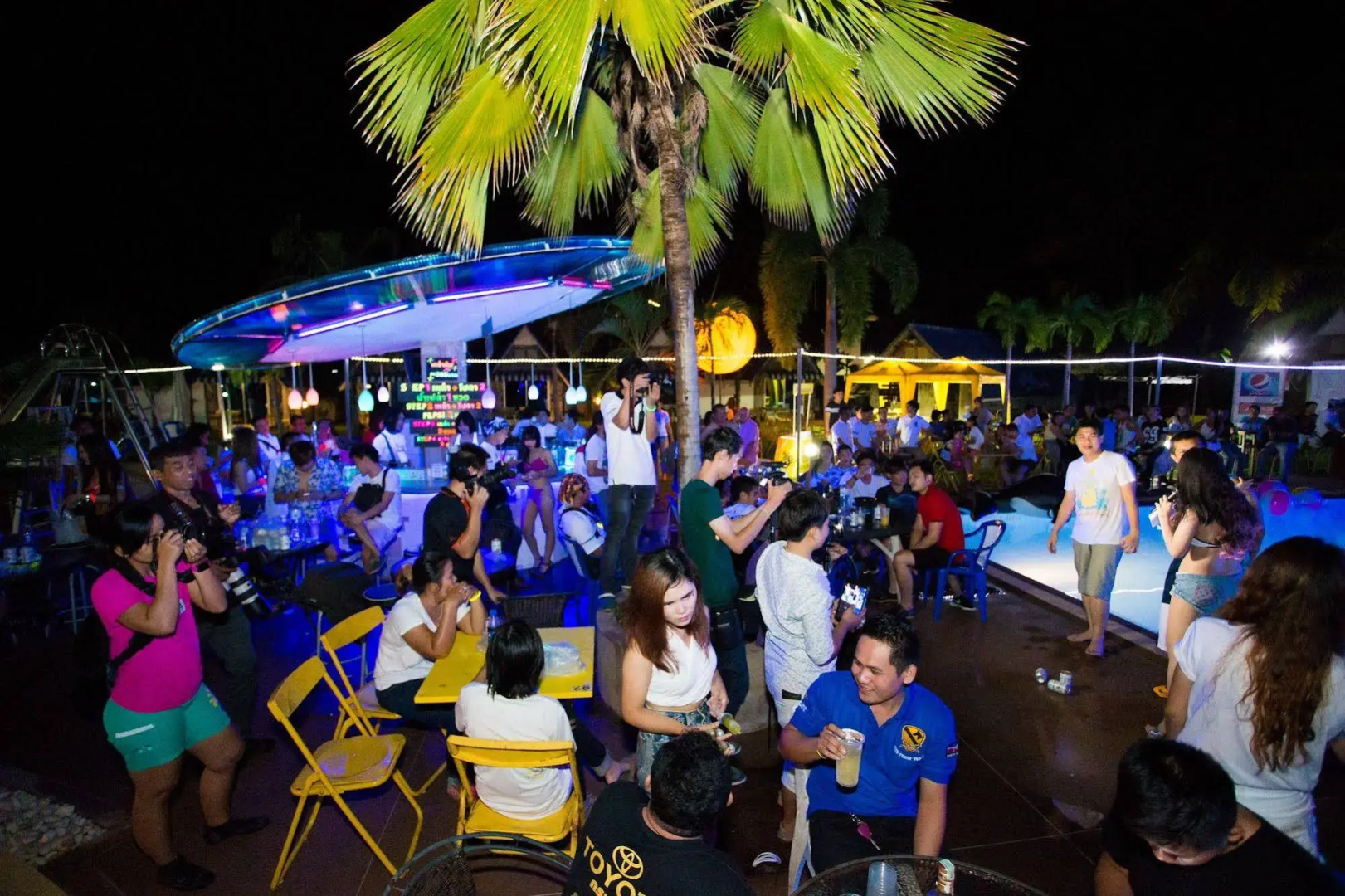 Castle Howchow Beach Resort Hotel