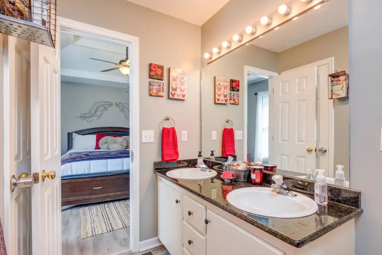 720 Veneta View Home