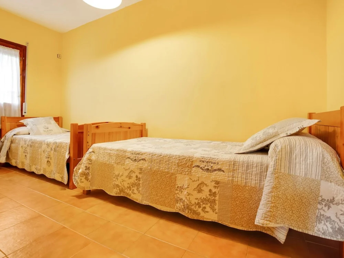 Modern Holiday Home in Romanya de la Selva with Pool