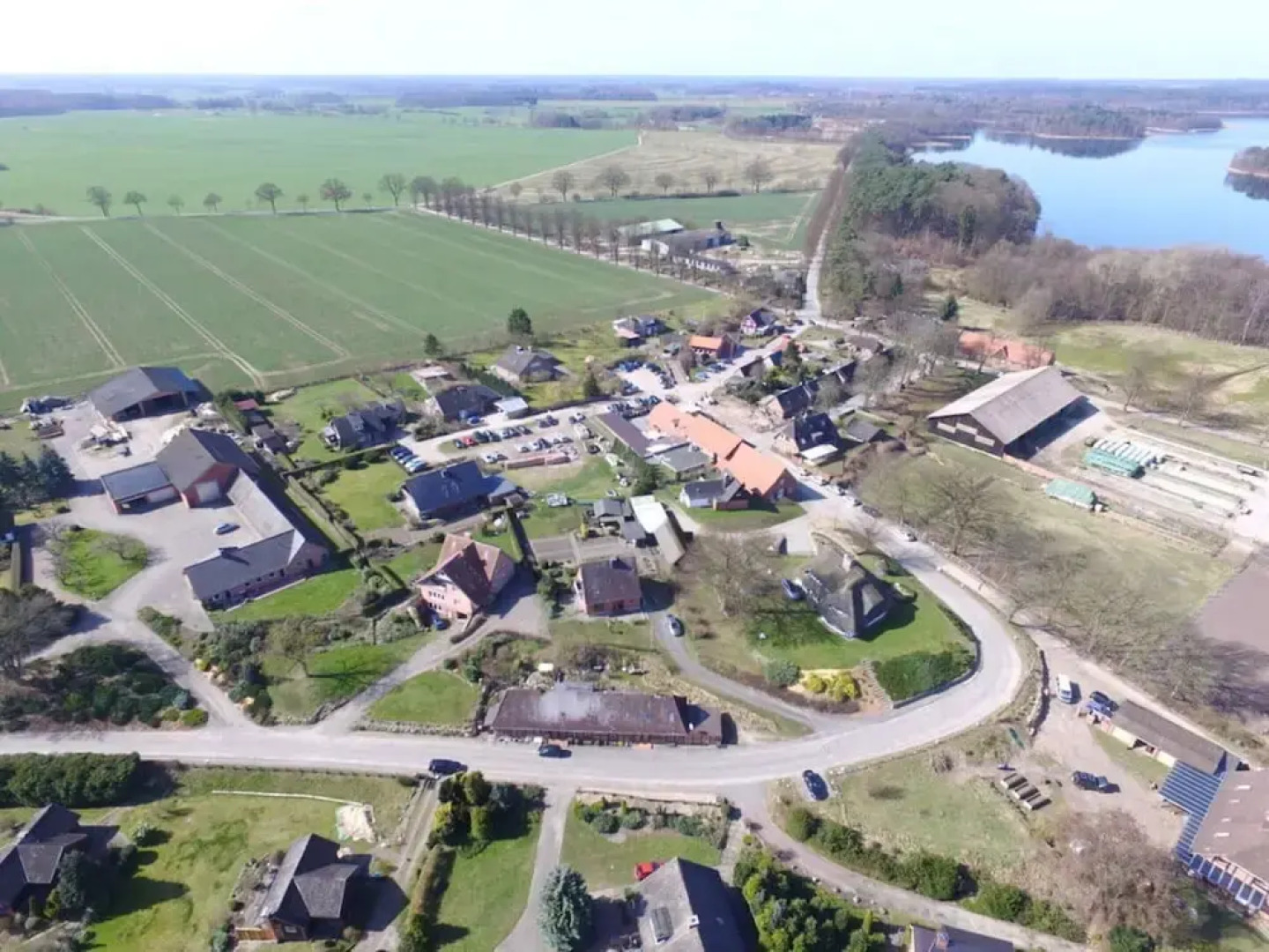 Schaal Lake Paradise