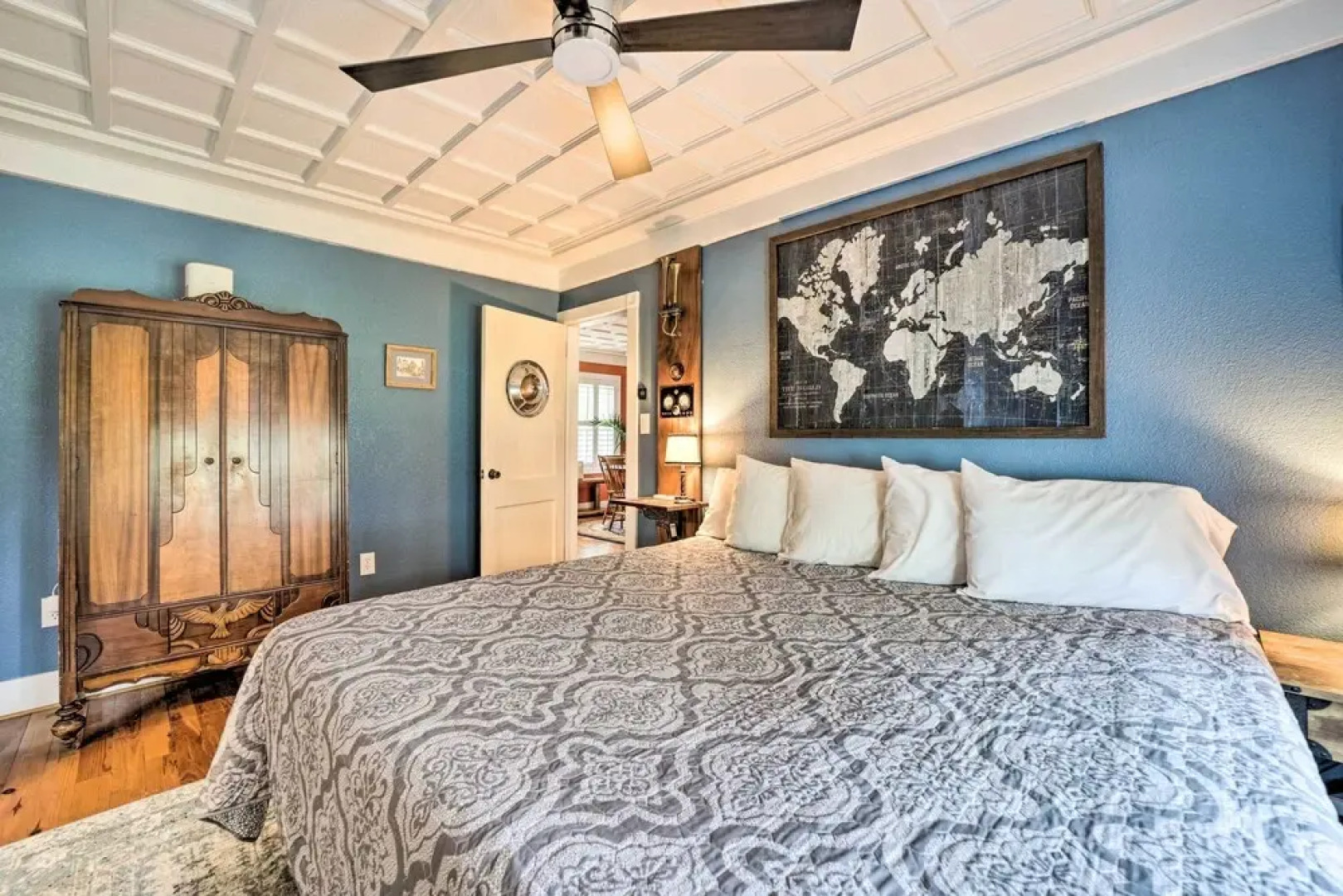 Cozy Wooded Retreat: 2 Mi to Dtwn Brevard!