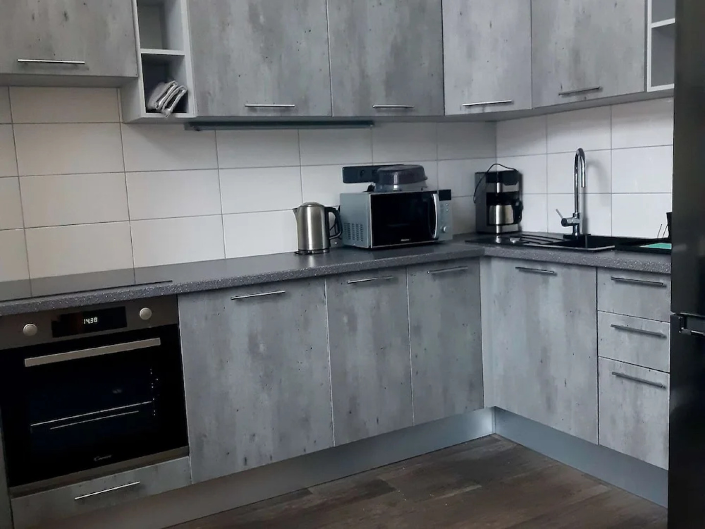 Spacious Holiday Home With Barbecue