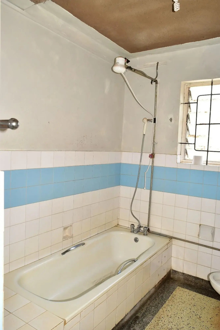 Afrique Paradise Hotel