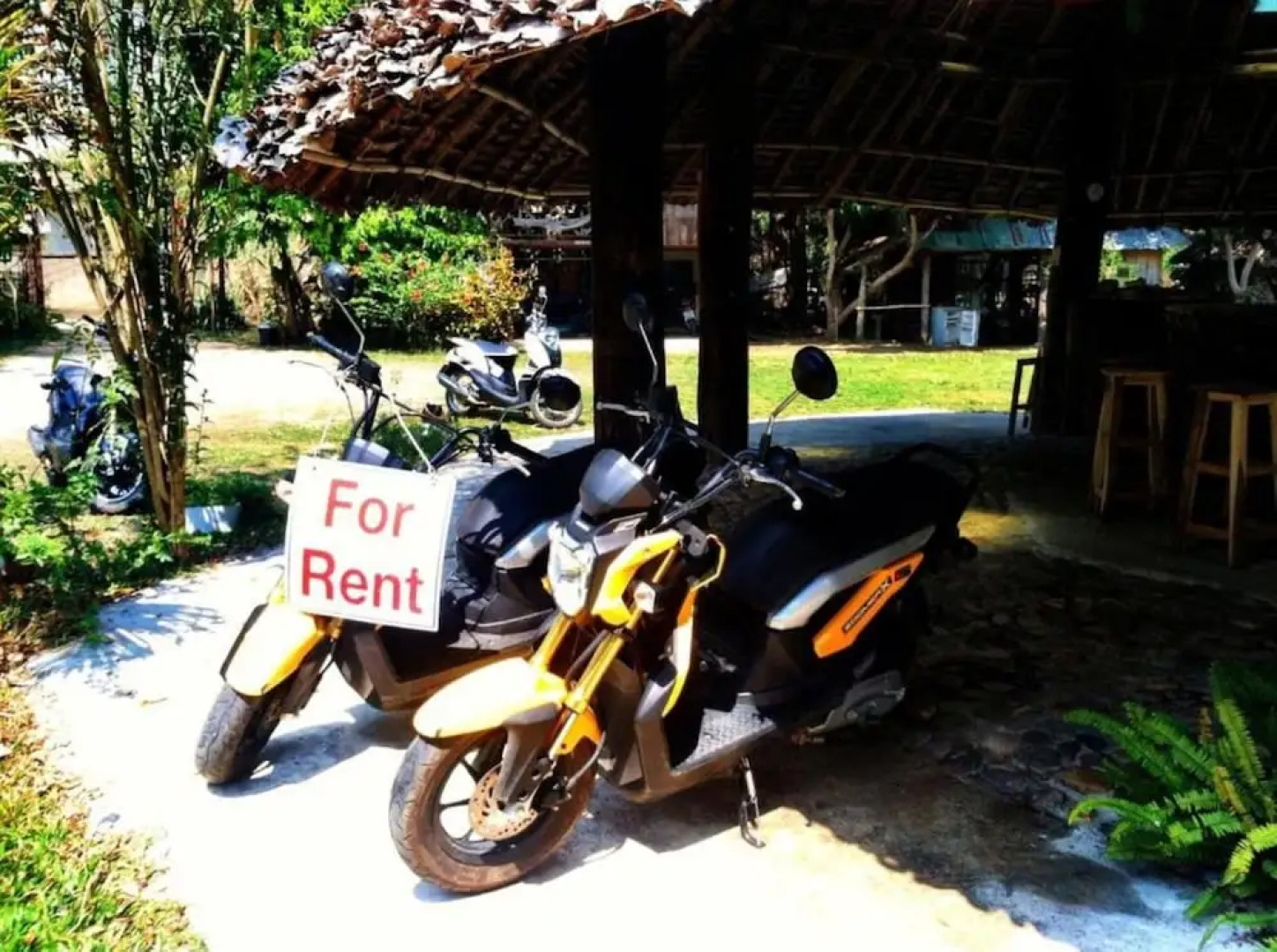 Giant House Riverside