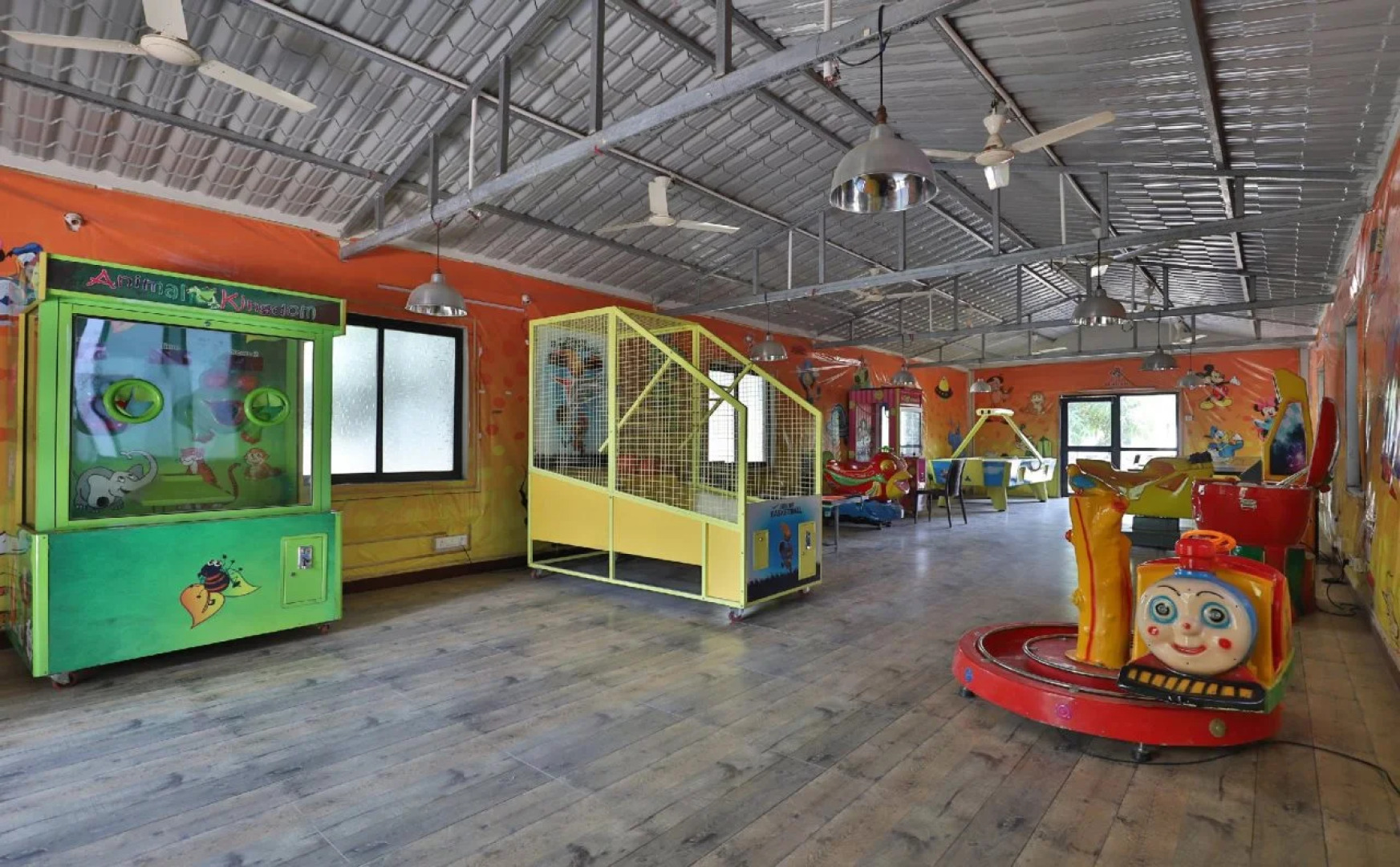 Capital O 24717 Raichura Farm Stay