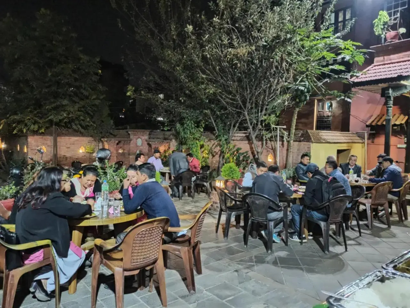 Nag Pukhu Guest House