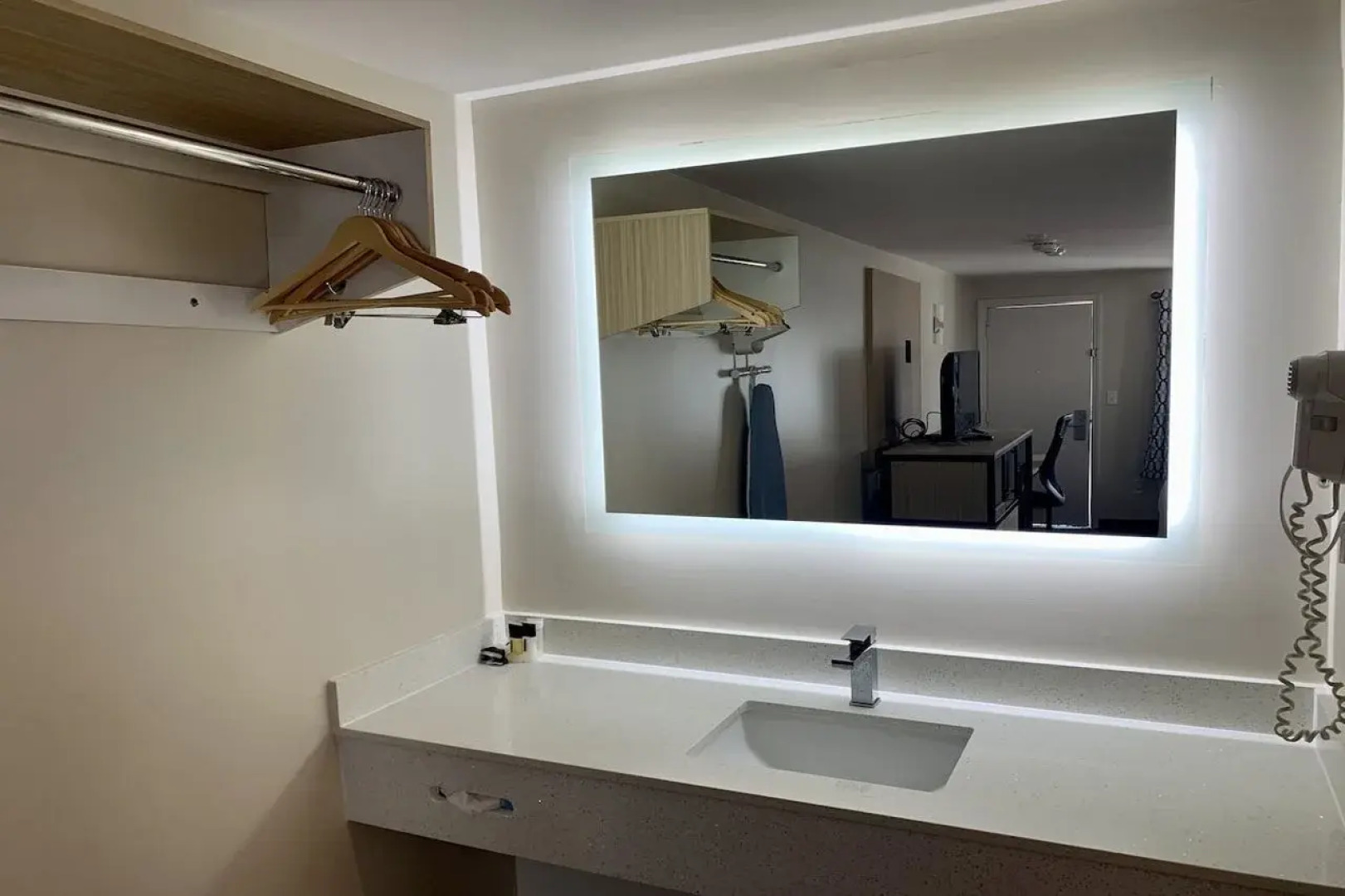 Sunbird ANNEX Resort