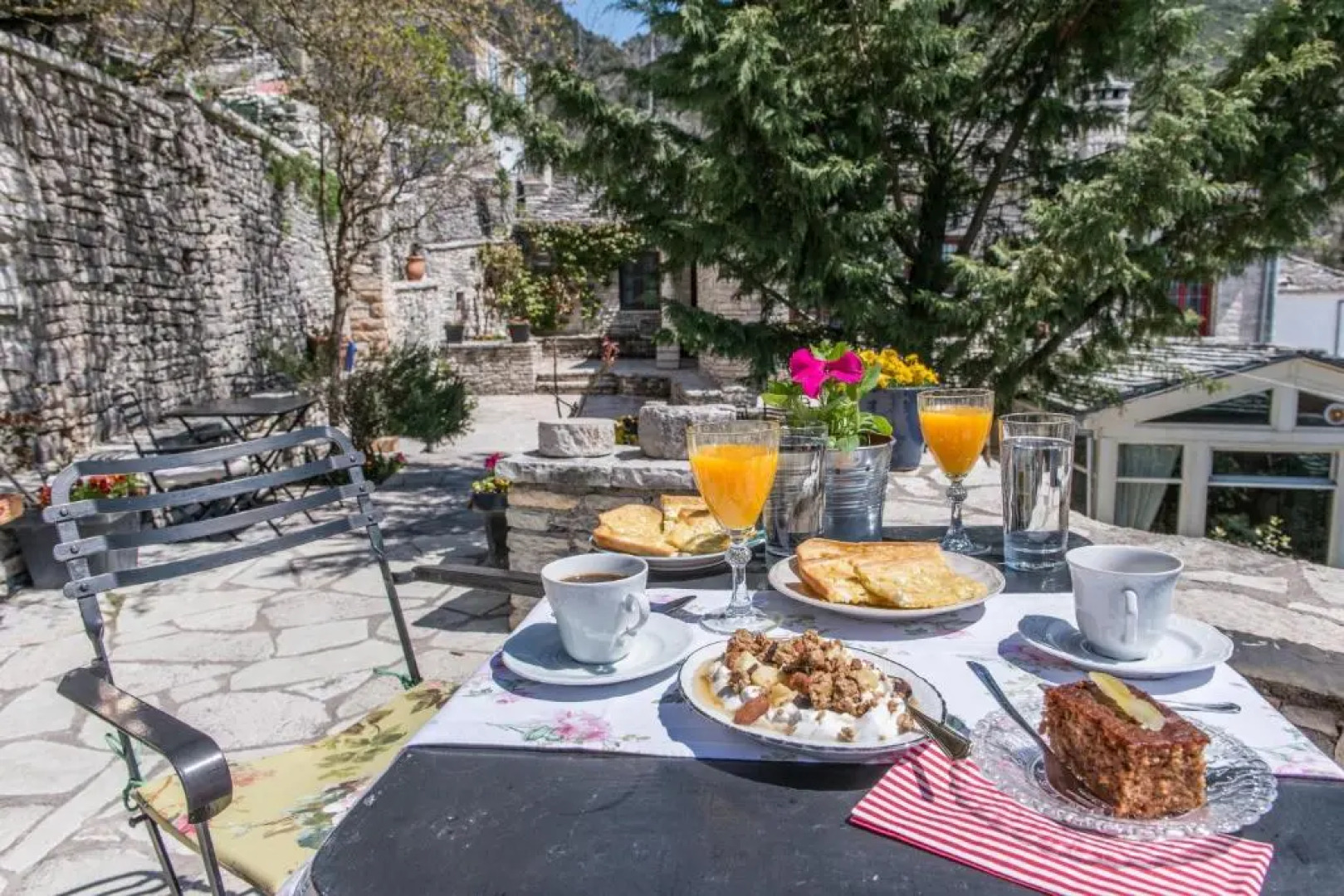 Primoula Country Hotel & Spa