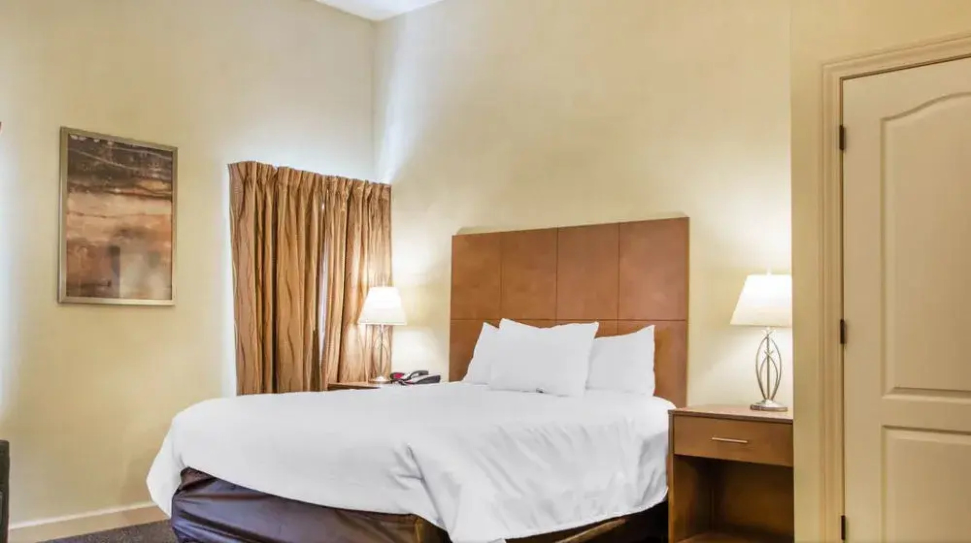 O'Fallon Suites Hotel