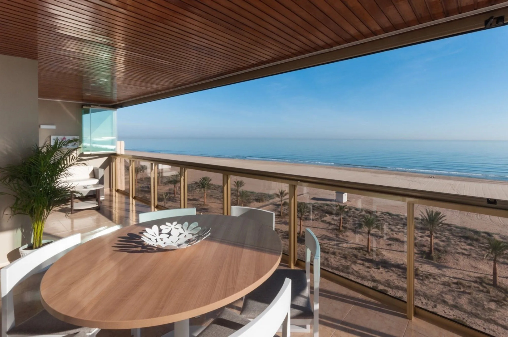 Beach & Port Apartments