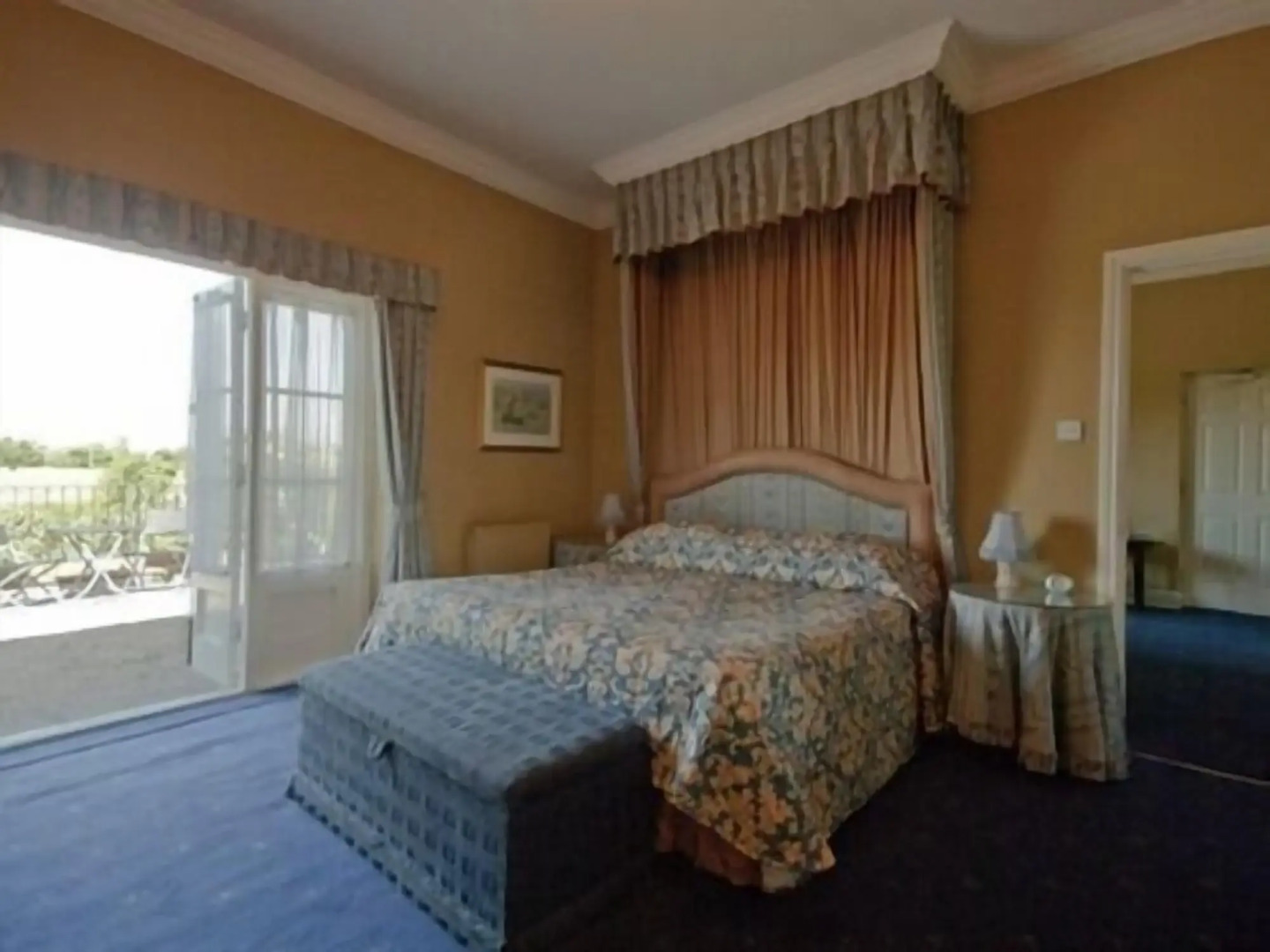 Corse Lawn House Hotel