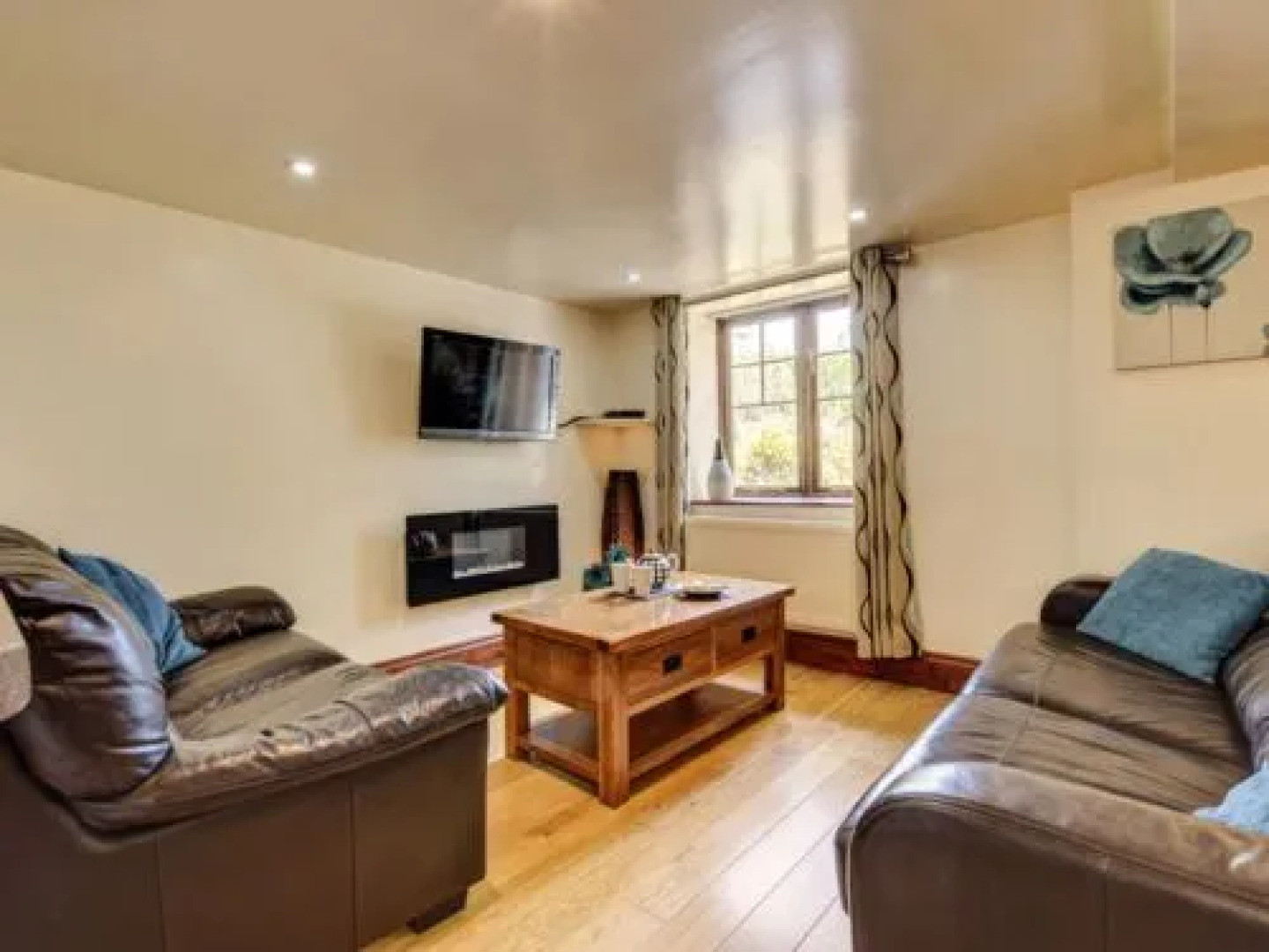 House Ty Cart Aquila