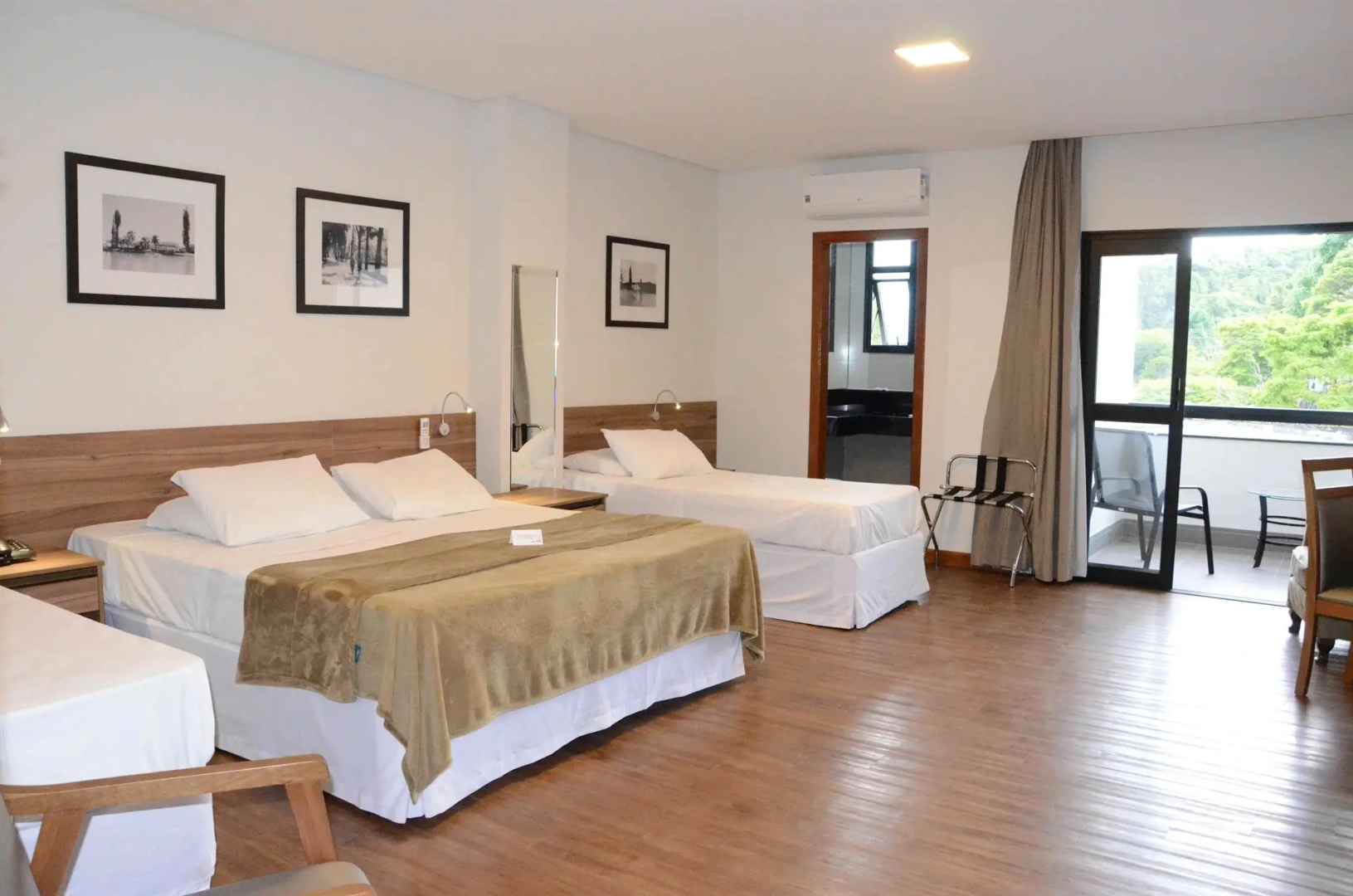 Hotel Metropole
