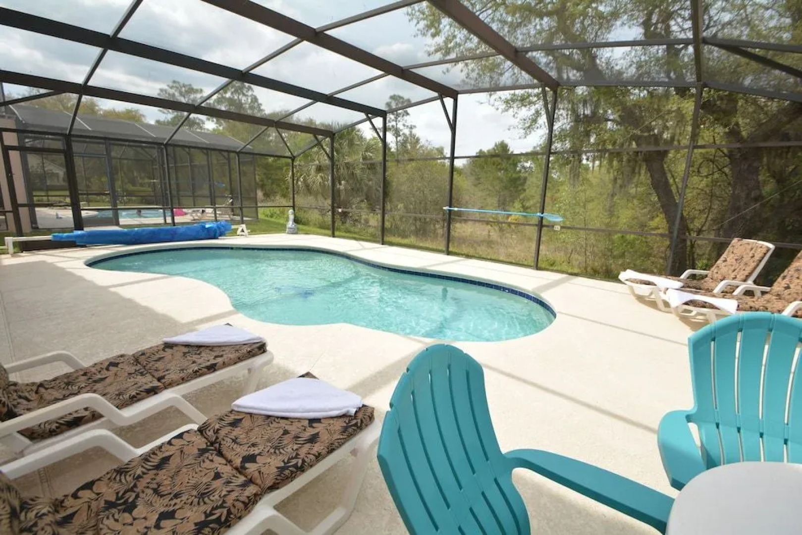 116MR-Dolphin Villa by RedAwning