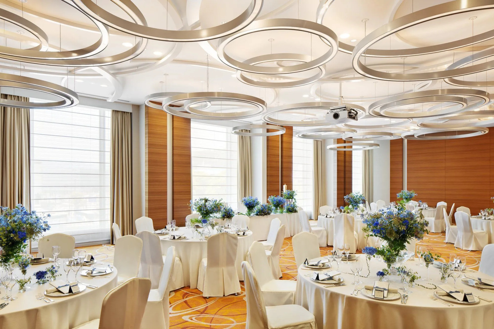 Отель Sheraton Grand Hiroshima