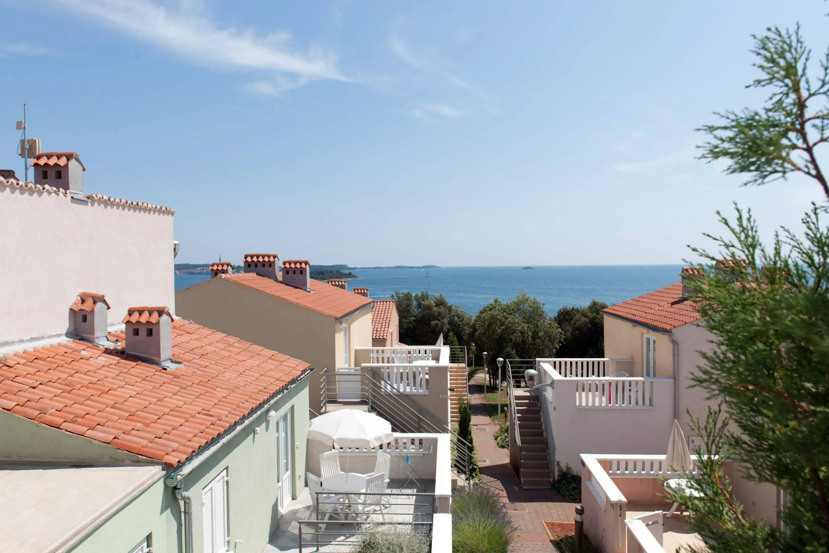 Maistra Select Amarin Resort