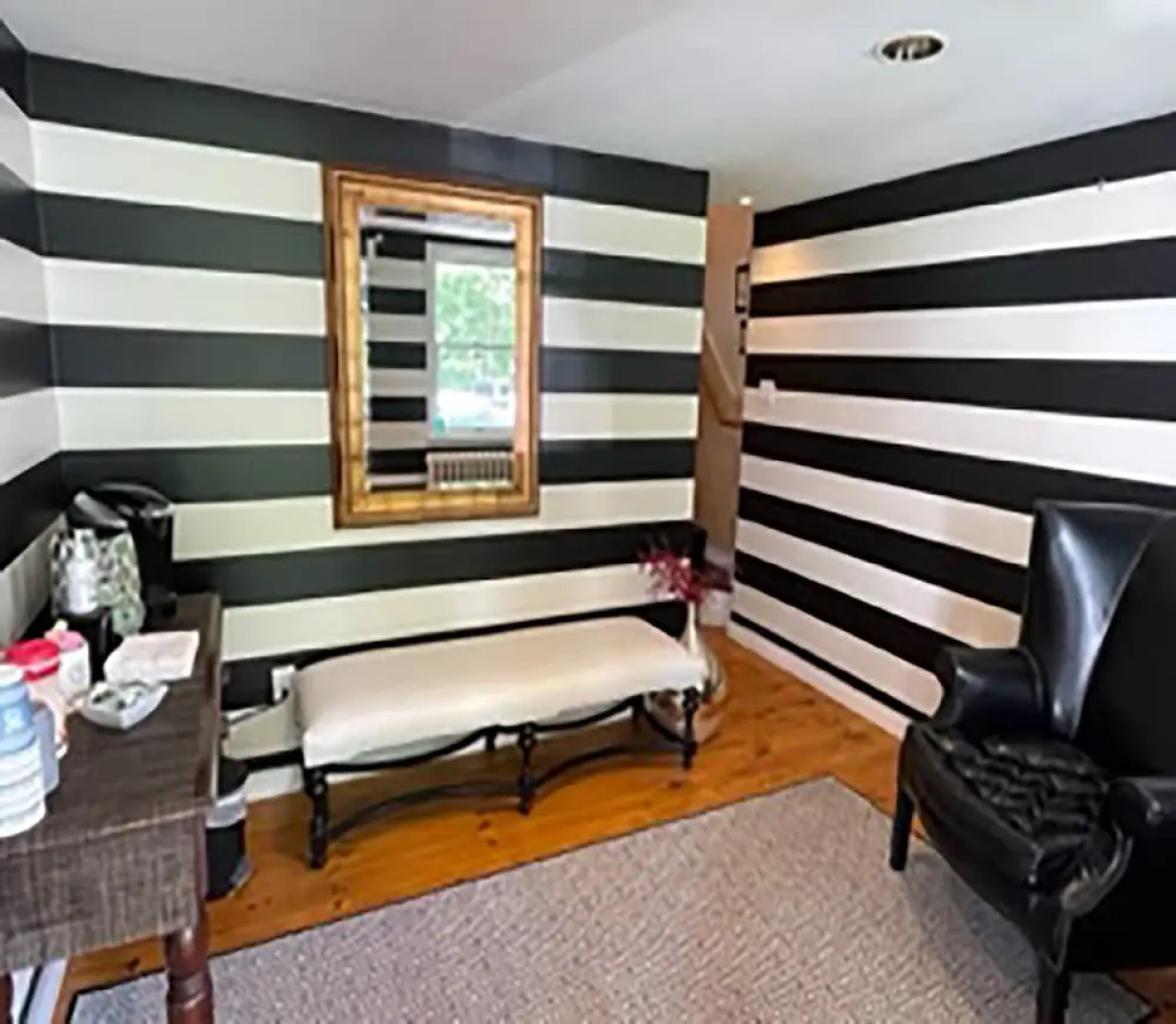 James Pharmacy Bed & Breakfast