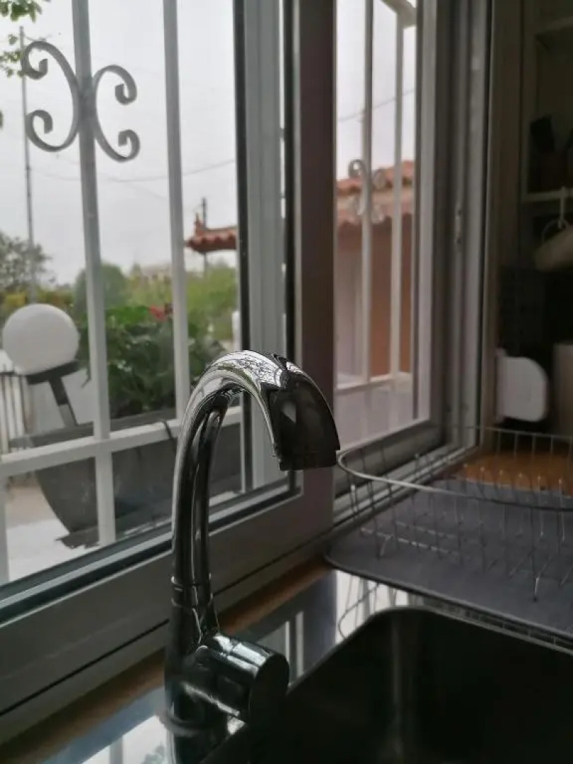 Detached renovated cottage with a garden 3 min walk from the beach