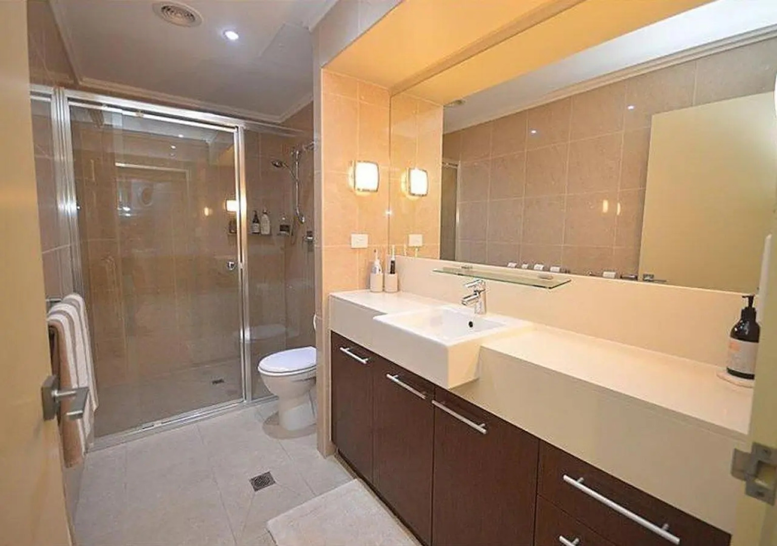 2 BDR/Apt/Foxtel/WiFi/Pool/parking/Spa/Hervey Bay