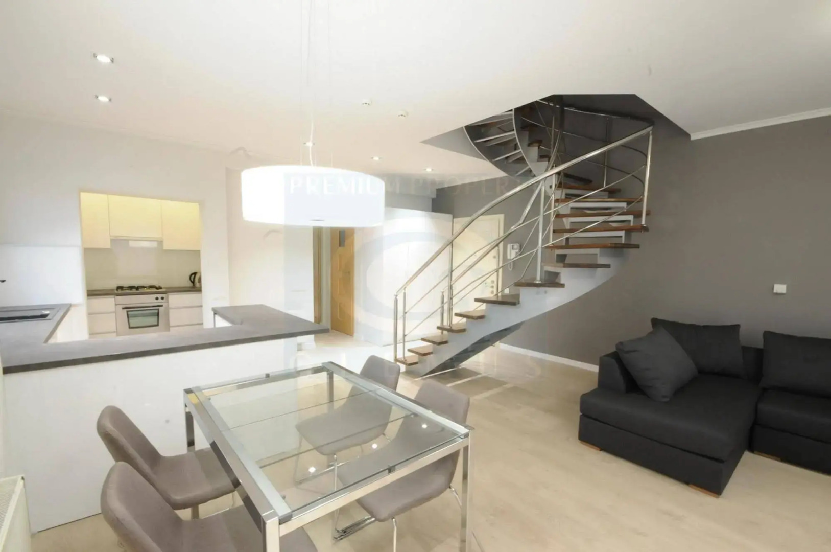 Комплекс First Choice Apartments