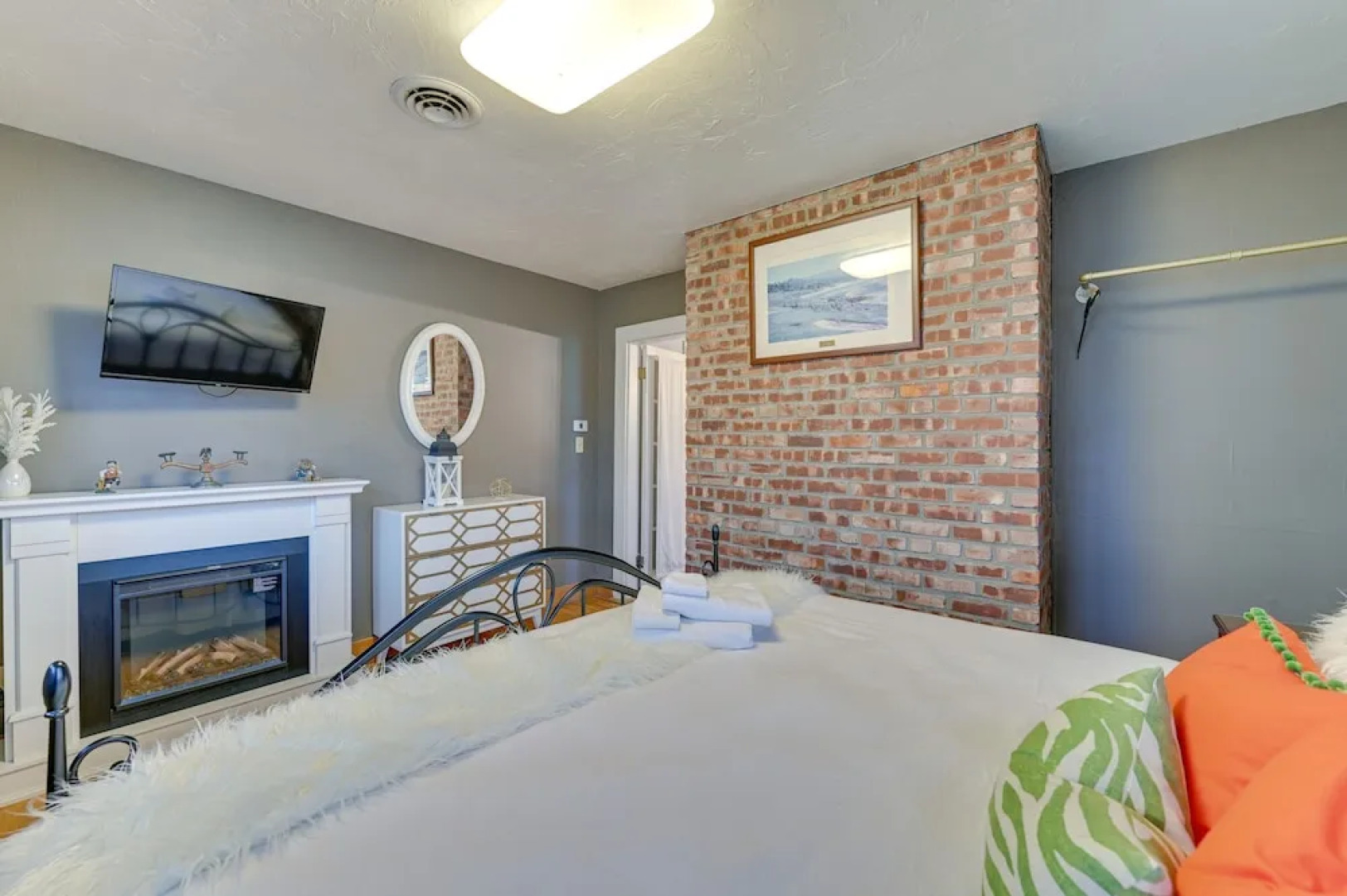 Slope Views: Luxe Windham Retreat w/ Hot Tub!