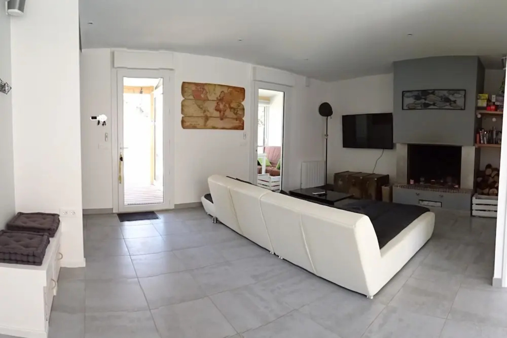 Villa avec vue sur le bassin