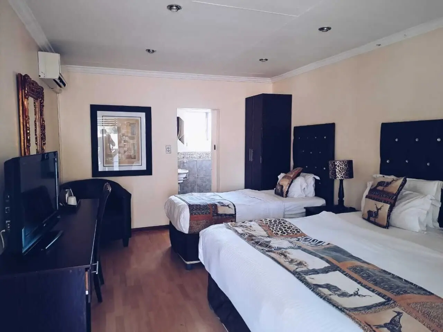 Ecotel Premier Lodge & Conference Centre