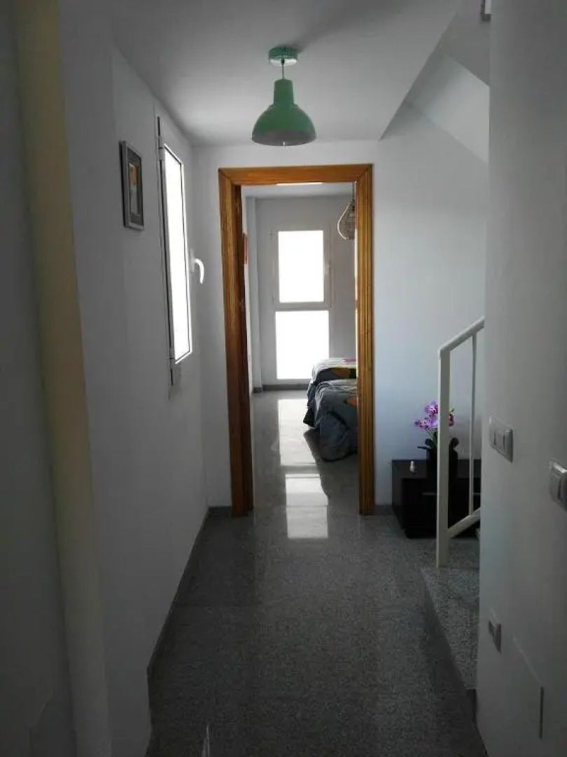 Velez Nazari Cambriles