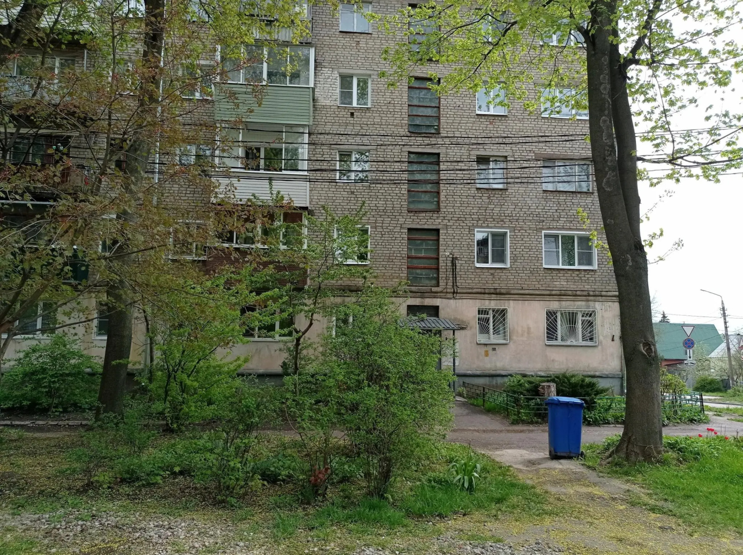 Любава на улице Мезенцева