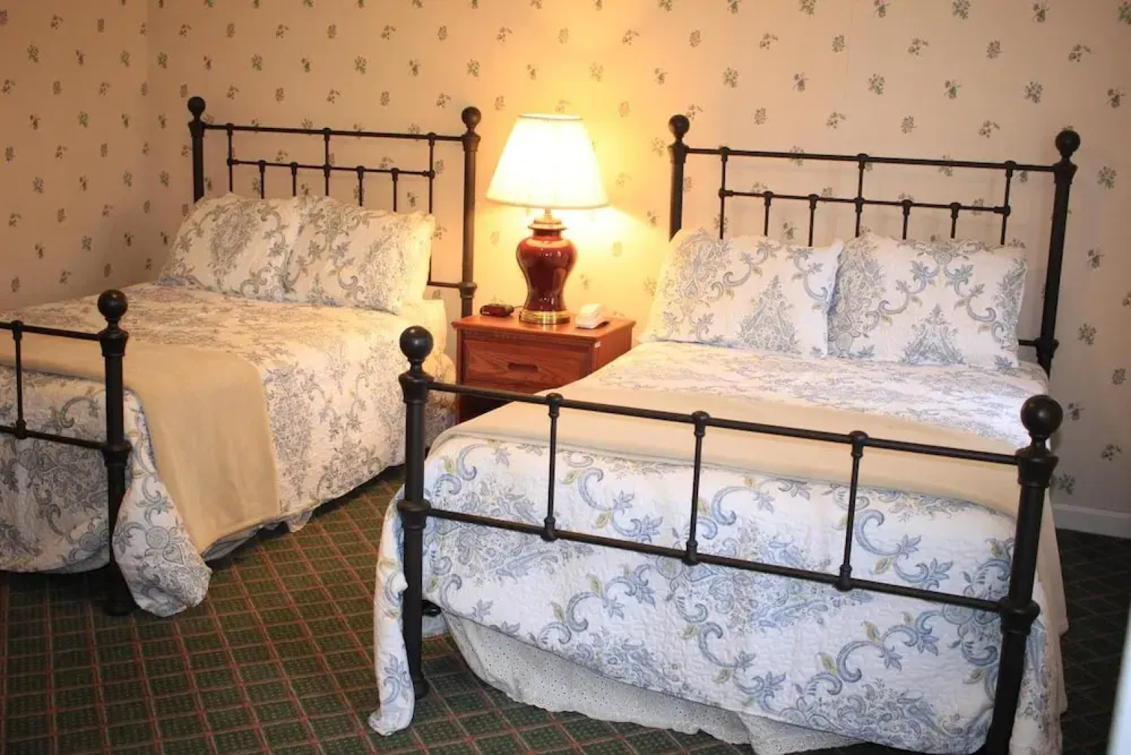 The Pines Inn Lake Placid