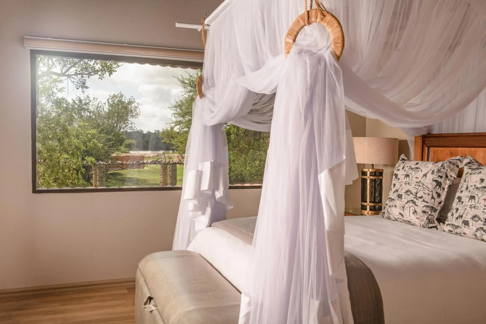 Karongwe - River Safari Lodge