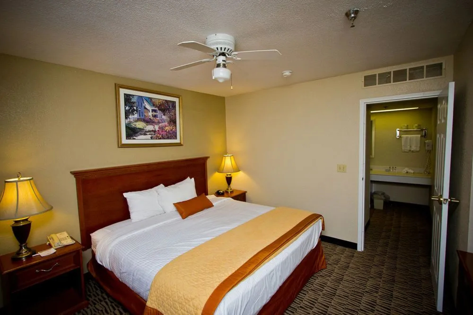 Hawthorn Suites By Wyndham Omaha Central