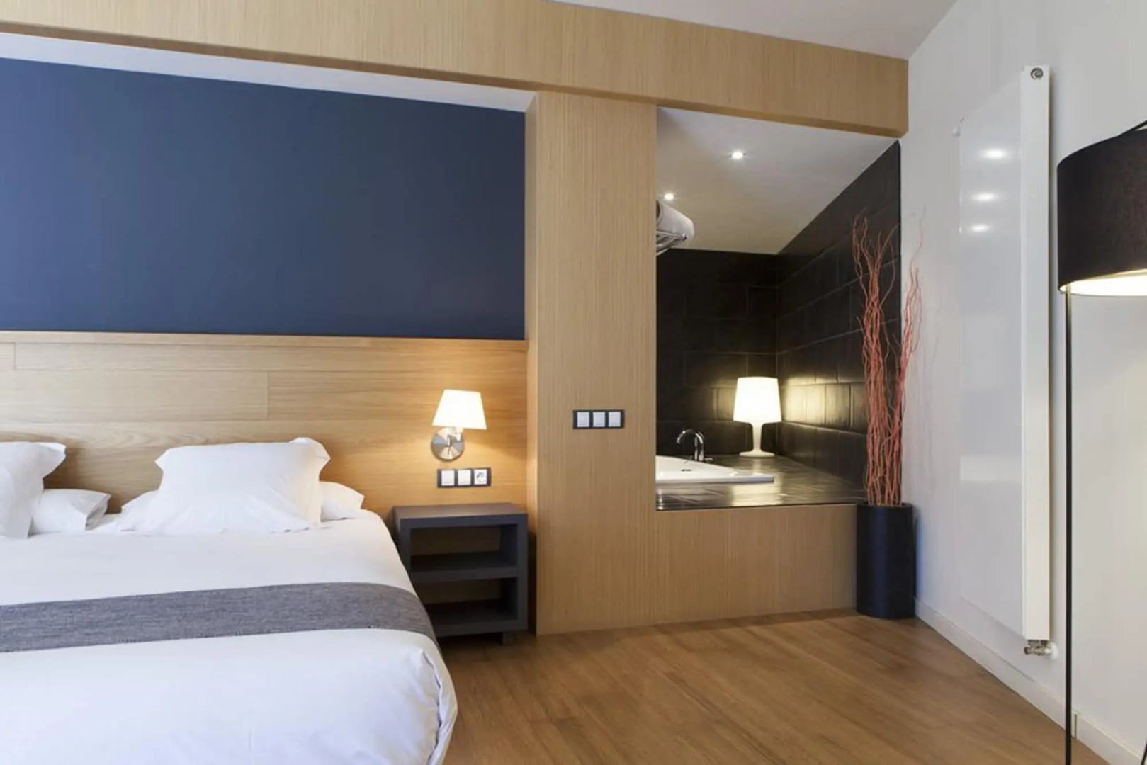 Hotel Món Sant Benet