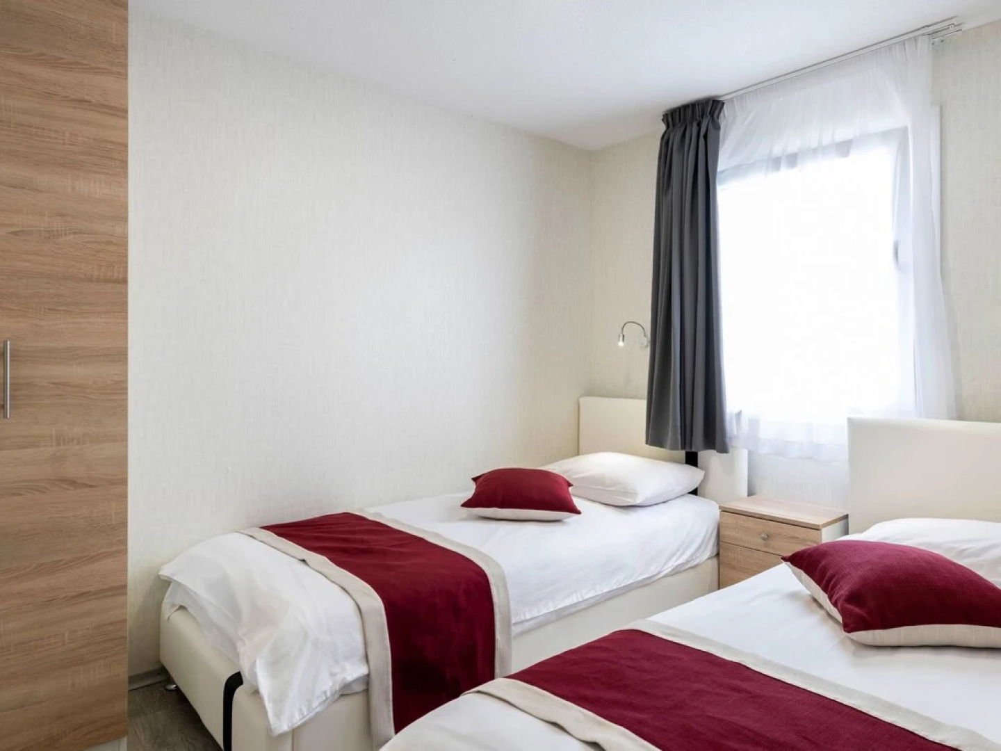 Luxury Premium Banjole