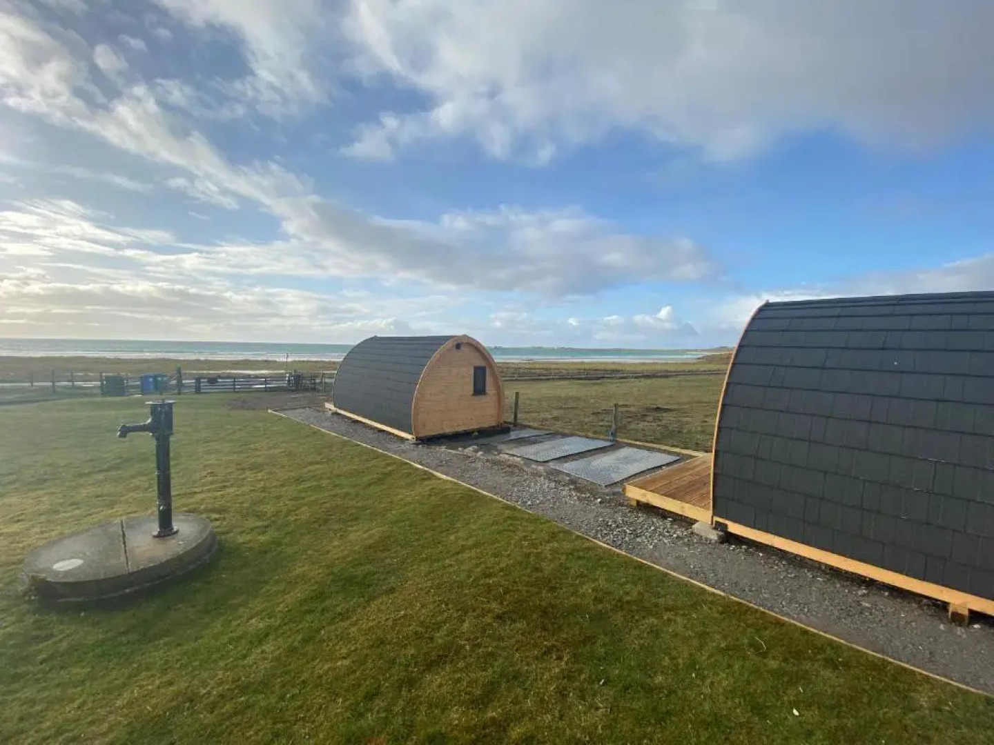 Kirkapol Pod Sleeps 2 With Ocean Views