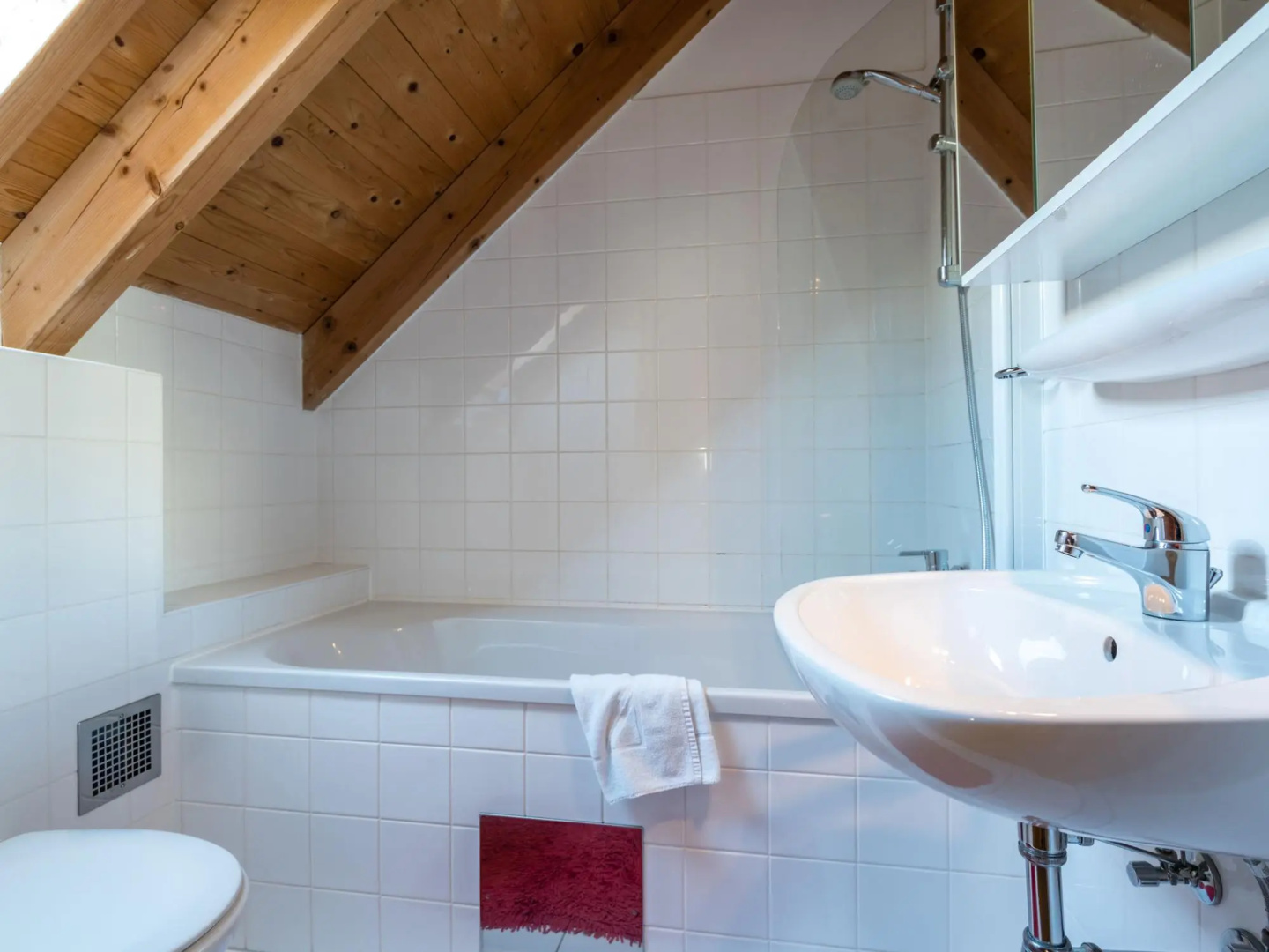 Spacious Chalet near Ski Area in Sankt Georgen ob Murau
