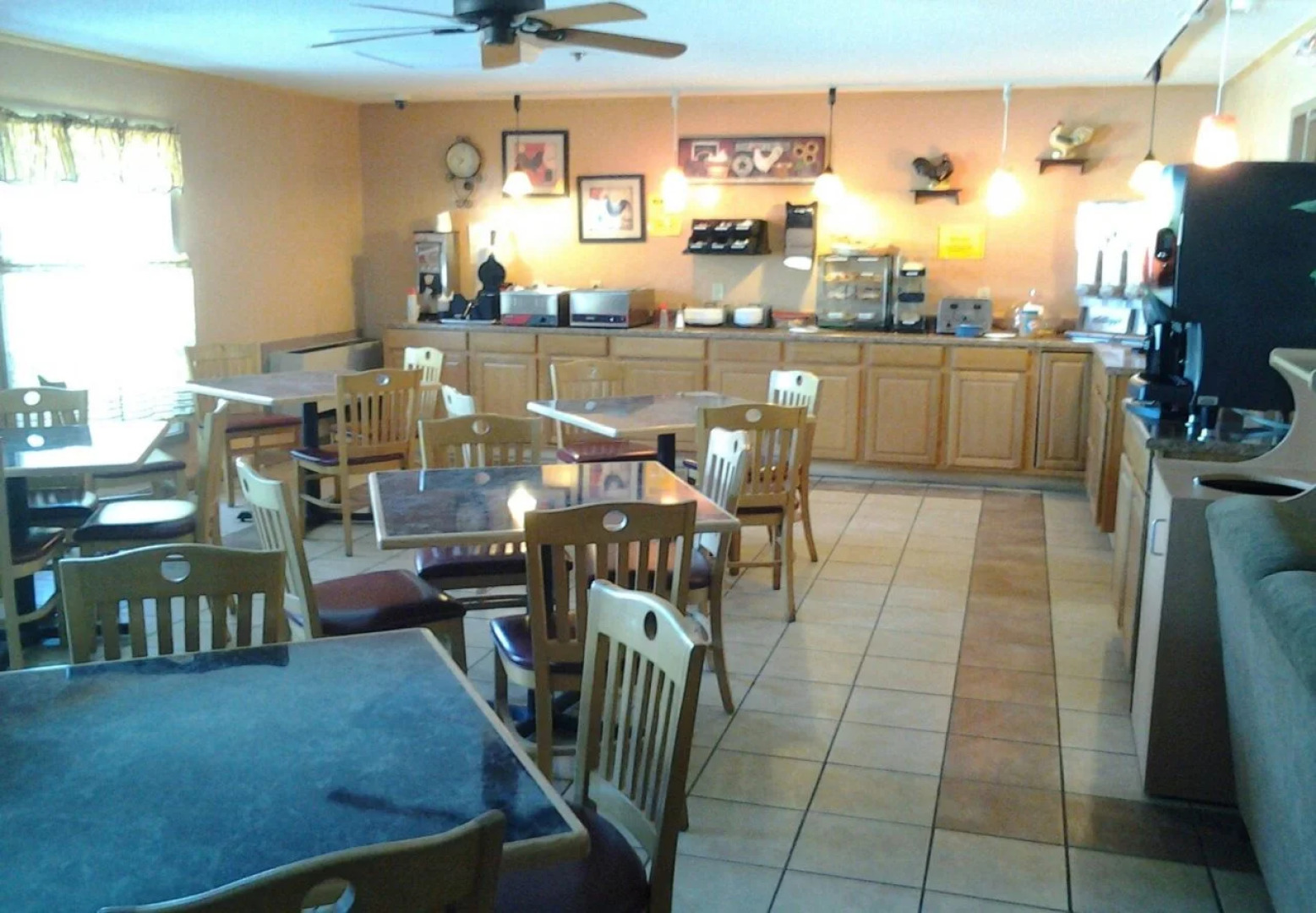 Iveys Motor Lodge Houlton